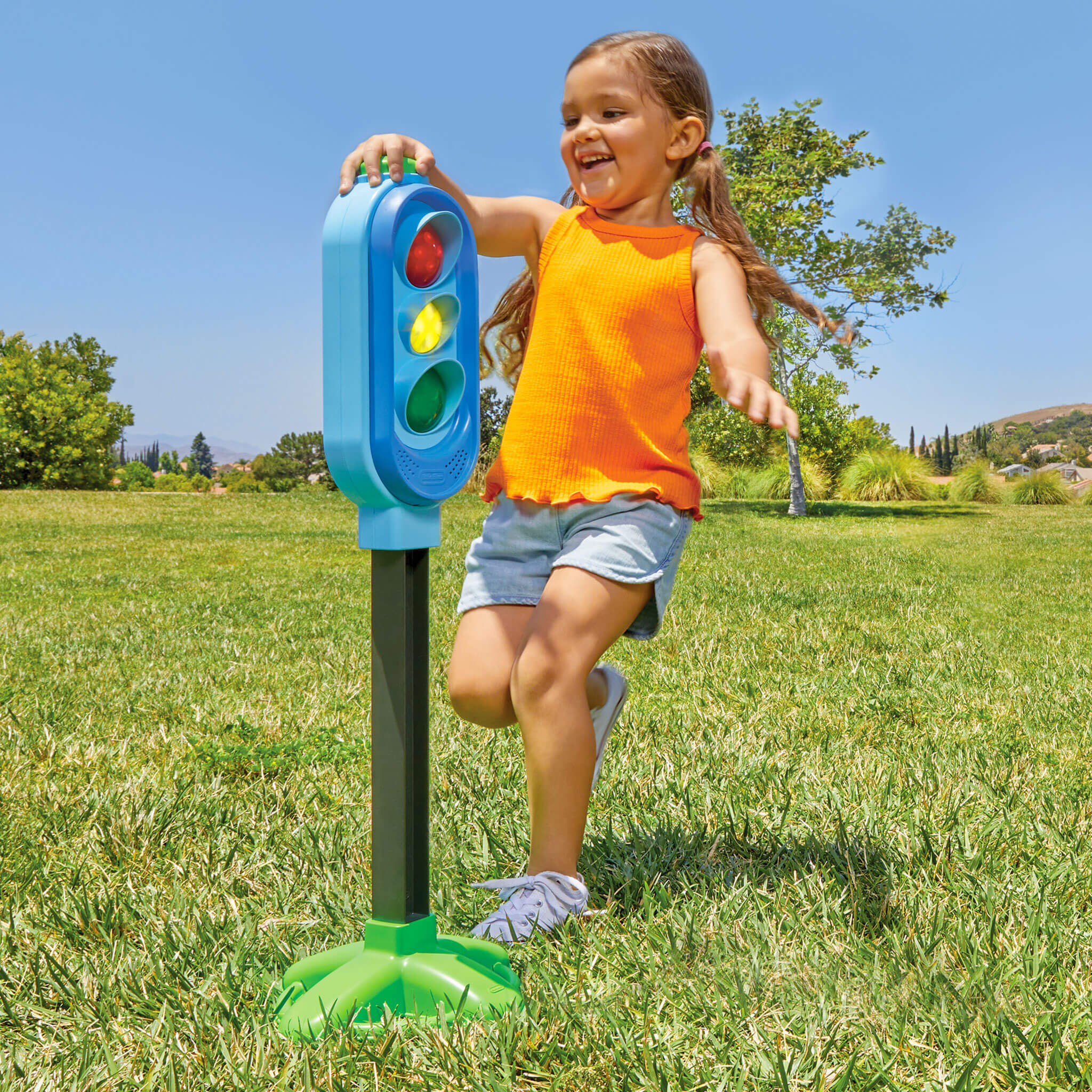 Little Tikes Red Light Green Light Toy - Image 3